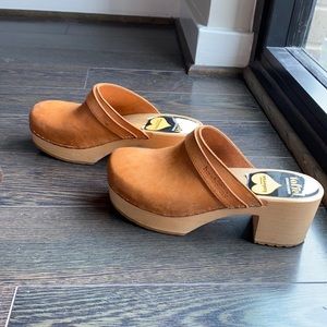 Size 36 (6) Swedish Hasbeens Louise Clog